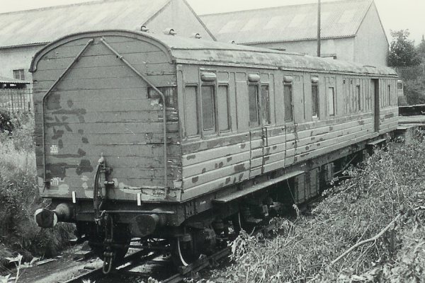 North British Railway Brake Third Class coach No.467