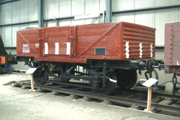 BR 12 ton Shock 5-plank High Goods Wagon No.B722106
