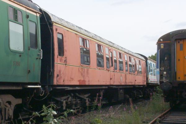 British Railways Mk.1 Corridor Composite coach No.15834